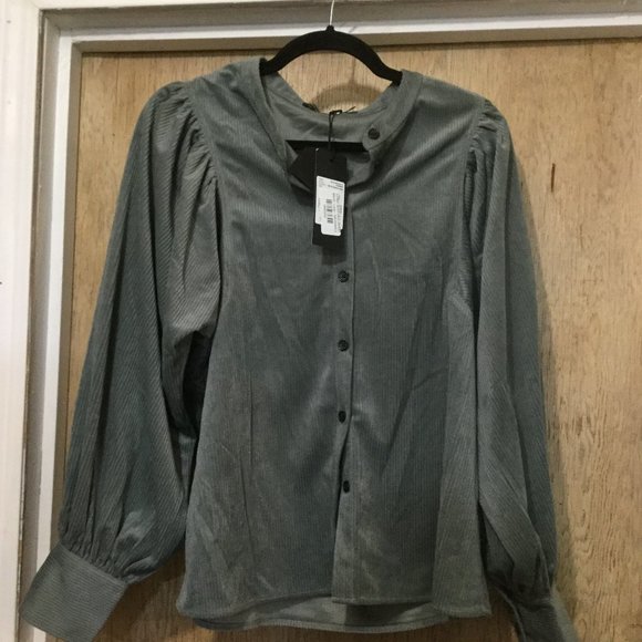 NWT Lillia blouse Soaked In Luxury long sleeve  Sedona Sage in color size large - Picture 1 of 7